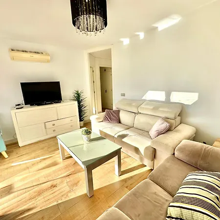 Gorgeous Seaside Apartment In Carihuela * Torremolinos