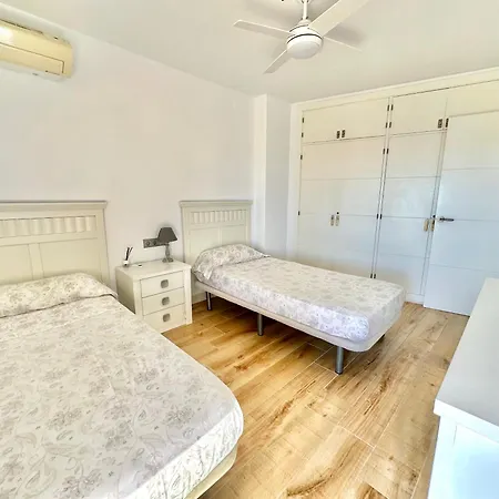 Gorgeous Seaside Apartment In Carihuela