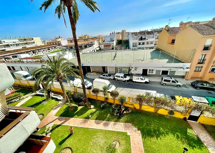 Gorgeous Seaside In Carihuela Torremolinos