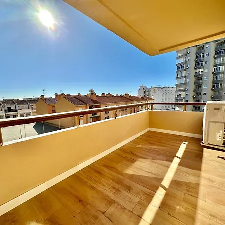 Apartment Gorgeous At The Sea In La Carihuela!