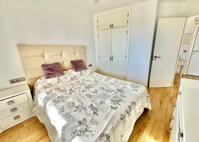 Gorgeous Seaside In Carihuela Apartamento