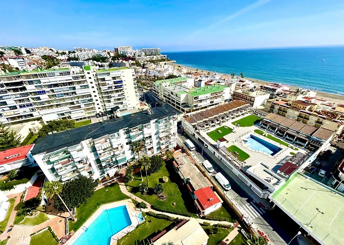 Gorgeous Seaside In Carihuela Torremolinos